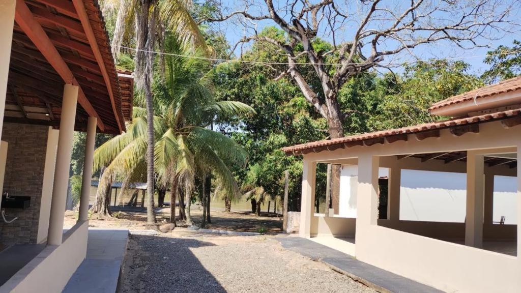 Hotel E Pousada 3 Irmaos Coxim Экстерьер фото